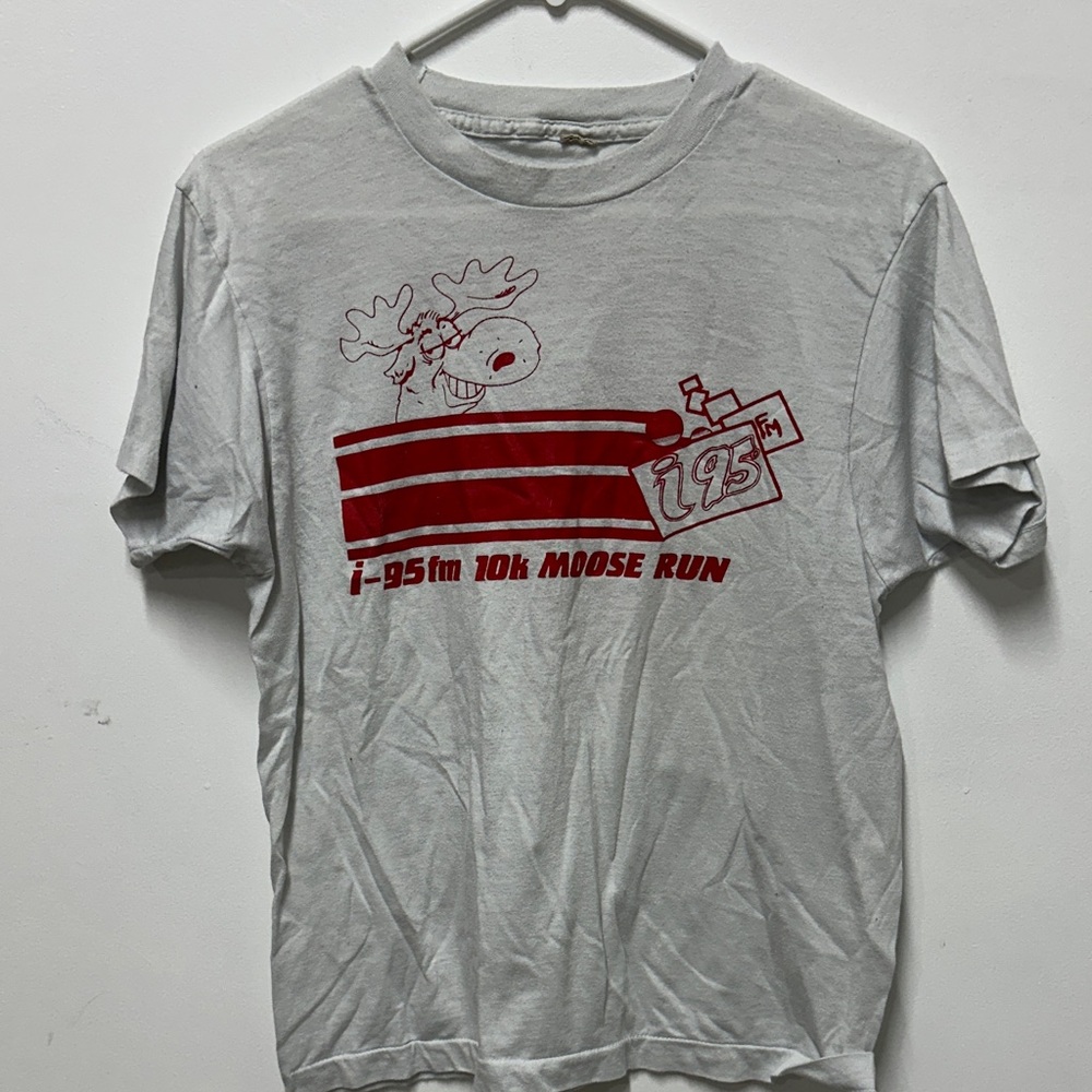 Paper-Thin Vintage 90s Moose Run Shirt Sz M